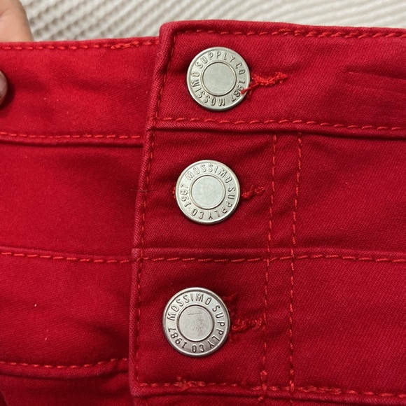 Women’s Mossimo Supply Co. Bright Red High Rise Short. Size 4/27. - Picture 9 of 13